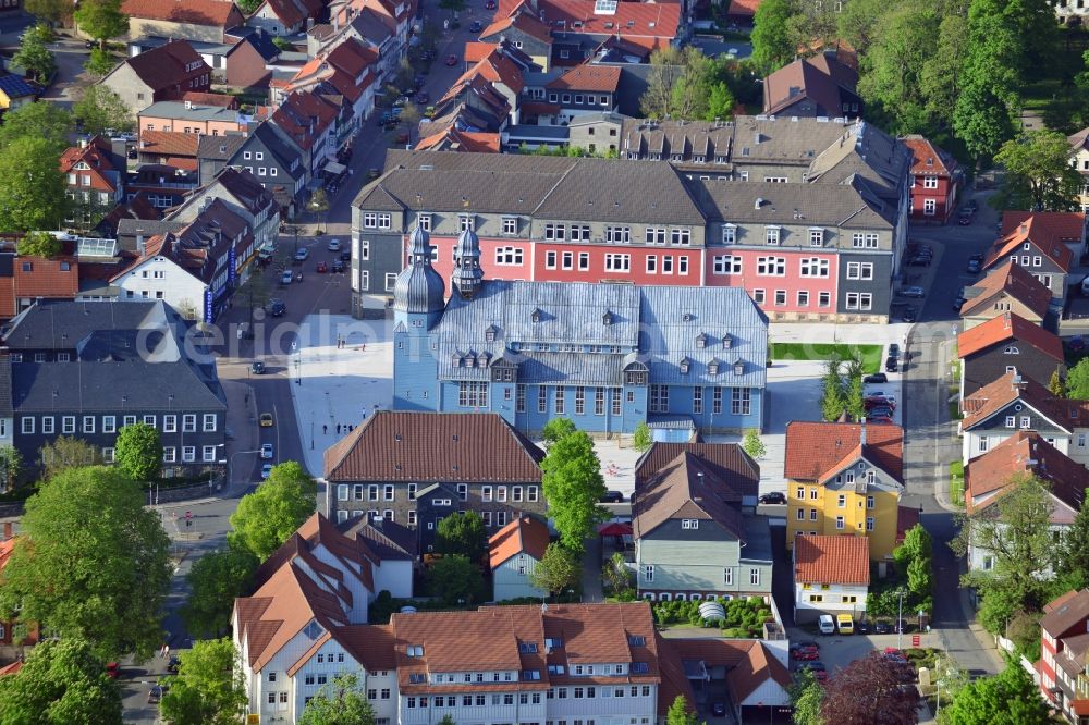 Aerial photograph Clausthal-Zellerfeld - In the downtown in the district Clausthal at Silberstraße corner Adolph-Roemer-street in the city Clausthal-Zellerfeld in the Harz in the state Lower Saxony, is the largest wooden church in Germany, because of its architecture to the most important historical monuments of the North German Baroque