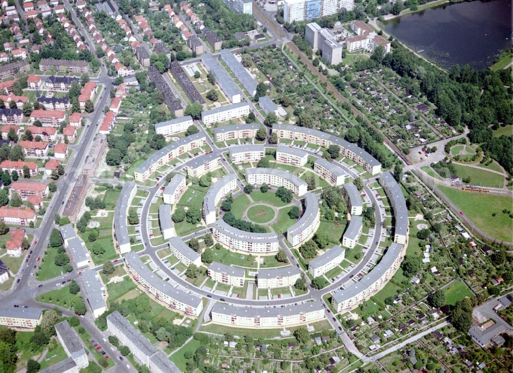 Leipzig from above - The Nibelungen round village settlement in the district Loessnig in Leipzig in Saxony