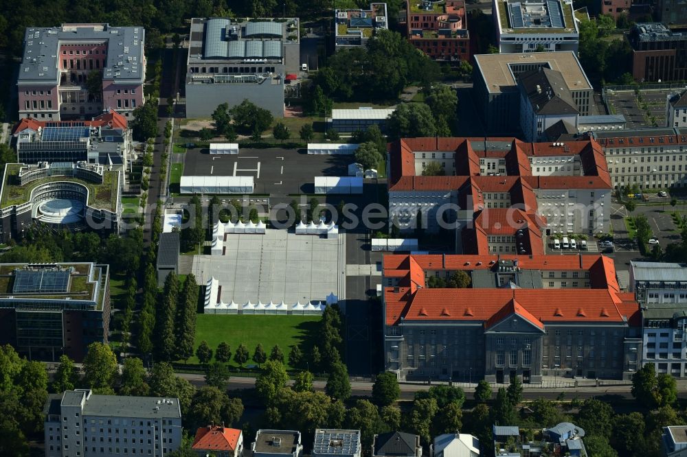 Aerial image Berlin - View of the ministry of defence in the Bendlerblock area of the Tiergarten part of Berlin in Germany