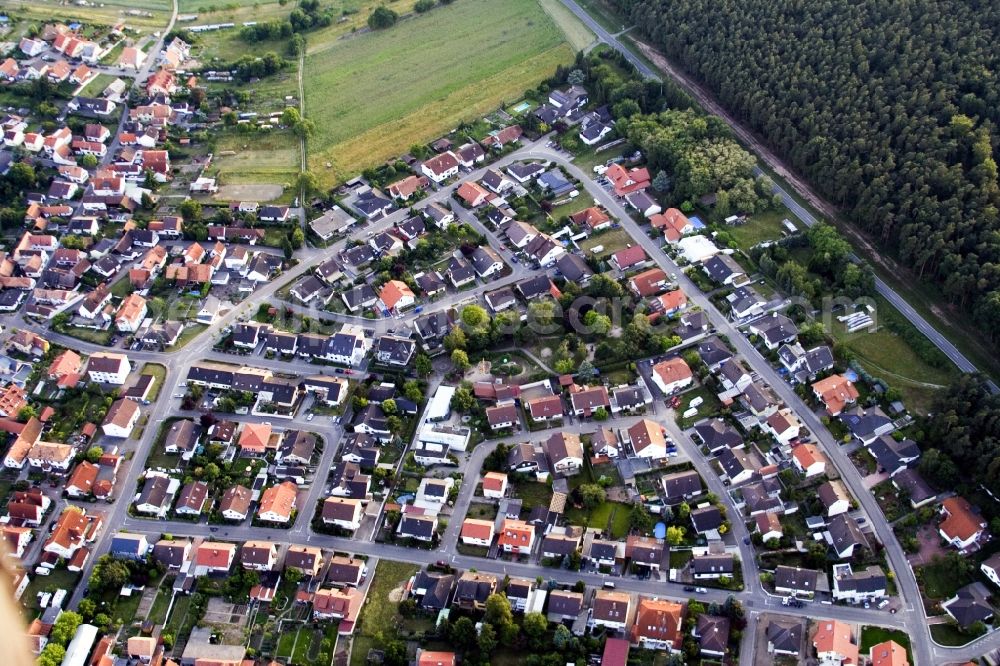 Aerial photograph Berg (Pfalz) - Village view in Berg (Pfalz) in the state Rhineland-Palatinate