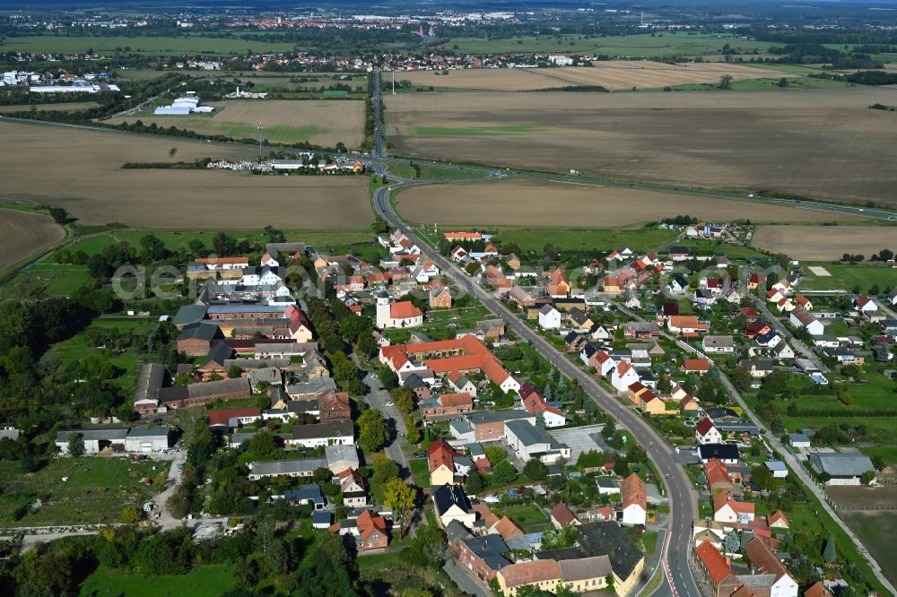 Aerial image Eutzsch - Village view in Eutzsch in the state Saxony-Anhalt, Germany