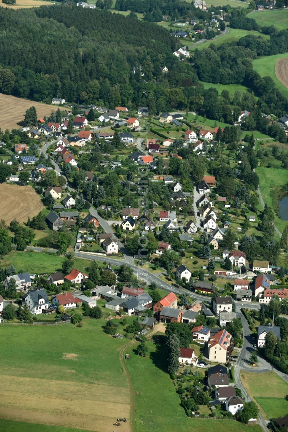 Friesen from the bird's eye view: View of the village of Friesen in the state Saxony