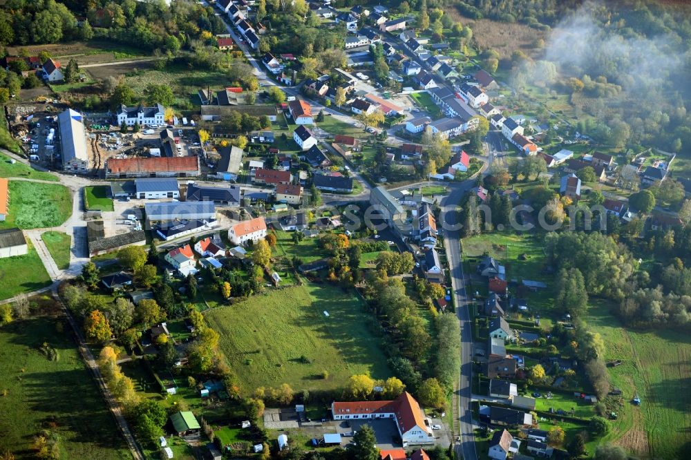 Klein Kreutz from the bird's eye view: Village view in Klein Kreutz in the state Brandenburg, Germany