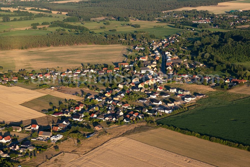 Groß Kreutz (Havel) from above - Village view in the district Goetz in Gross Kreutz (Havel) in the state Brandenburg, Germany