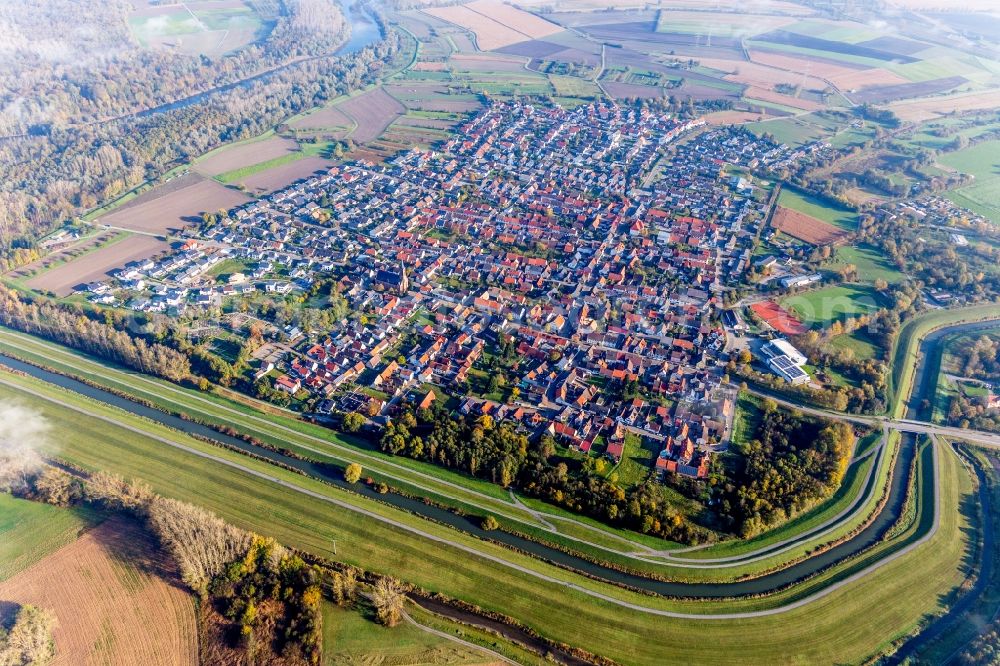 Aerial image Dettenheim - Village view in the district Russheim in Dettenheim in the state Baden-Wurttemberg, Germany
