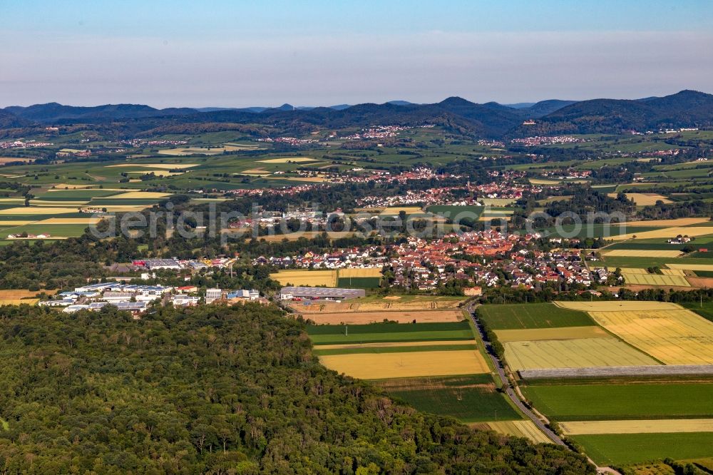 Rohrbach from the bird's eye view: Village - view on the edge of agricultural fields and farmland in Rohrbach in the state Rhineland-Palatinate, Germany