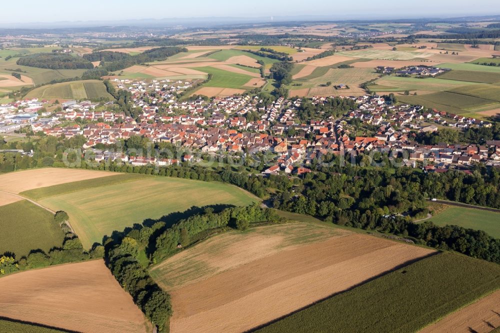 Aerial photograph Zaisenhausen - Village - view on the edge of agricultural fields and farmland in Zaisenhausen in the state Baden-Wurttemberg, Germany