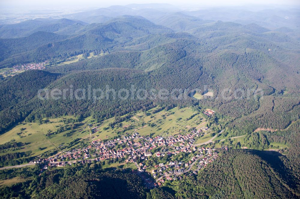 Aerial image Birkenhördt - Village - view on the edge of forested areas in Birkenhoerdt in the state Rhineland-Palatinate, Germany