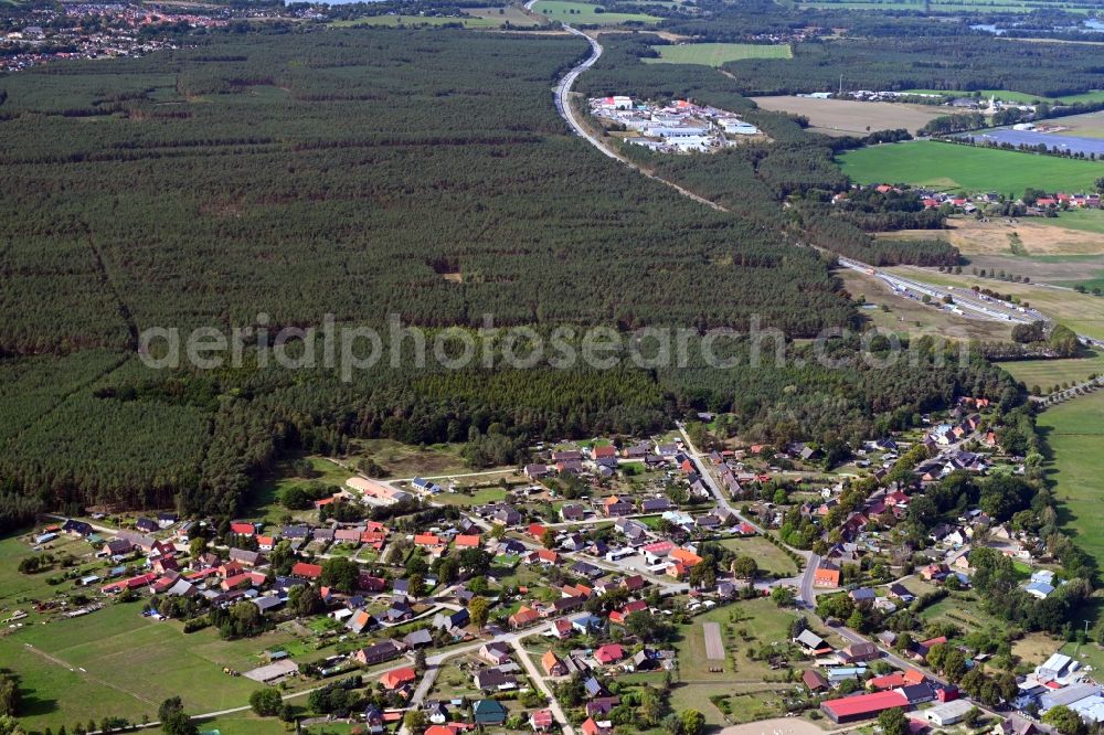 Aerial photograph Blievenstorf - Village - view on the edge of forested areas in Blievenstorf in the state Mecklenburg - Western Pomerania, Germany