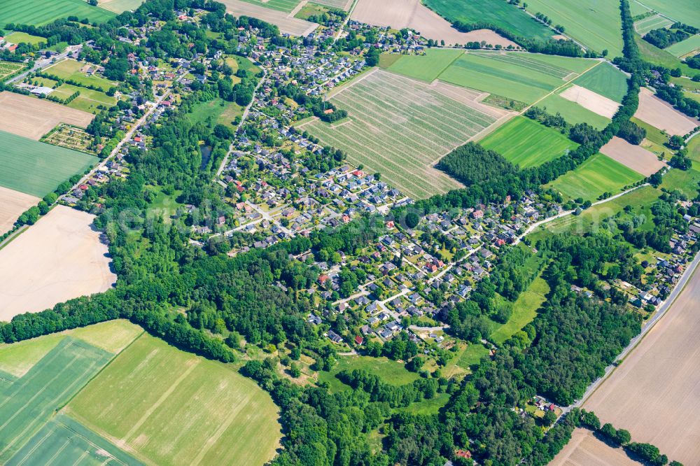 Aerial image Buchholz in der Nordheide - Village - view on the edge of forested areas in Buchholz in der Nordheide in the state Lower Saxony, Germany