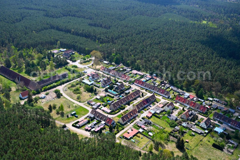Dreetz from above - Village - view on the edge of forested areas in the district Waldsiedlung in Dreetz in the state Brandenburg, Germany