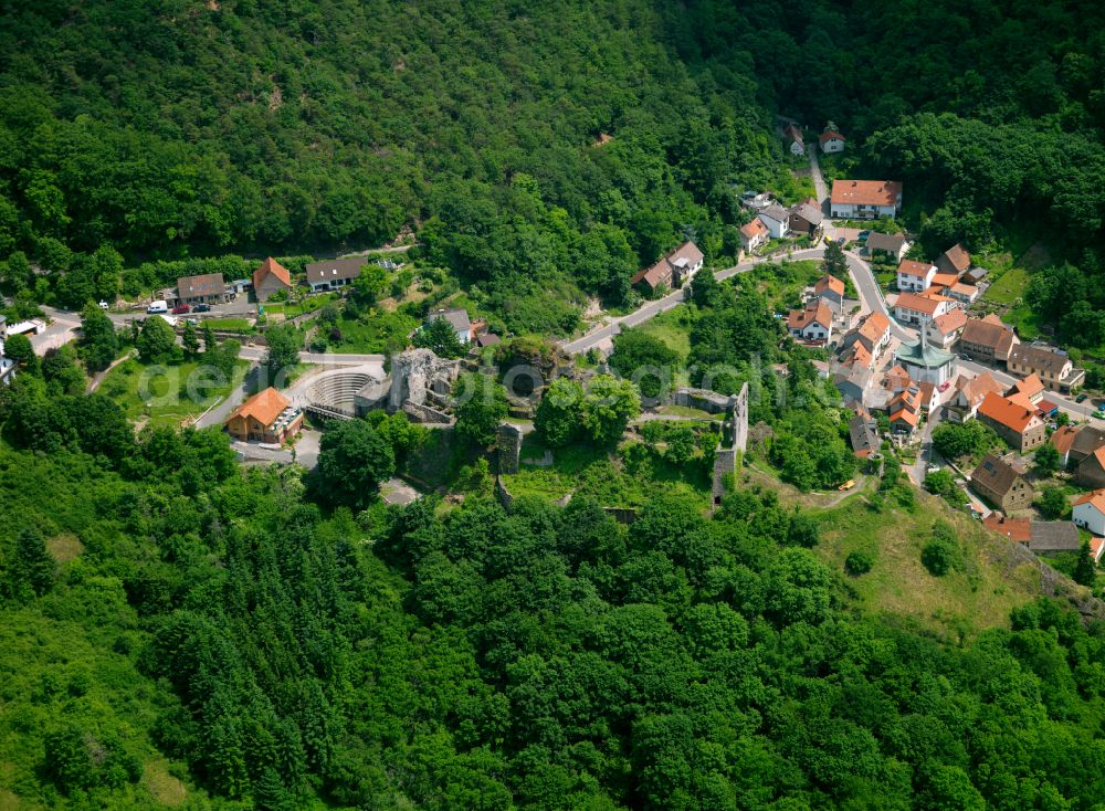 Aerial photograph Falkenstein - Village - view on the edge of forested areas in Falkenstein in the state Rhineland-Palatinate, Germany