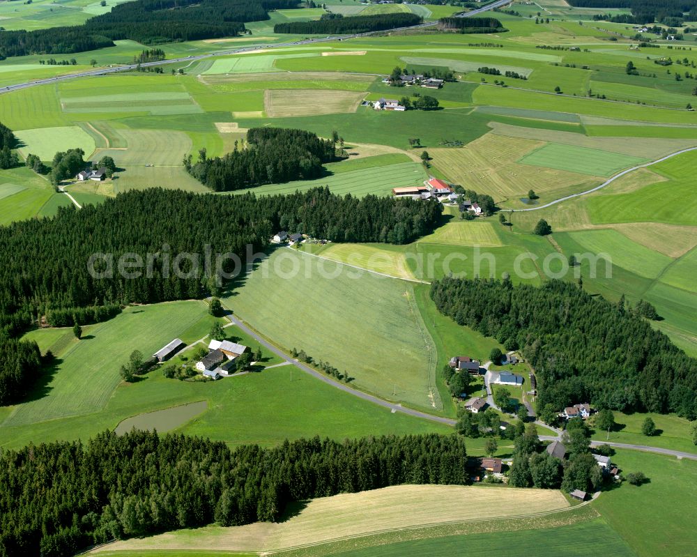 Aerial photograph Jehsen - Village - view on the edge of forested areas in Jehsen in the state Bavaria, Germany