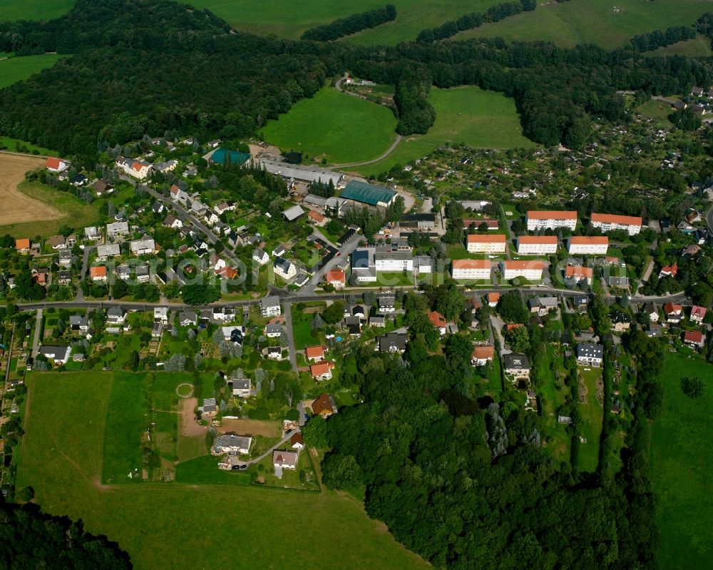 Aerial image Lichtenwalde - Village - view on the edge of forested areas in Lichtenwalde in the state Saxony, Germany