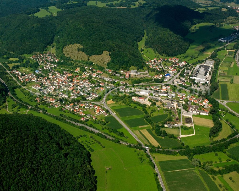 Aerial photograph Mühlhausen im Täle - Village - view on the edge of forested areas in Mühlhausen im Täle in the state Baden-Wuerttemberg, Germany