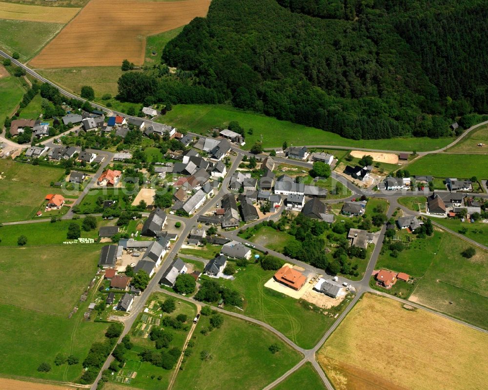 Aerial image Oberhosenbach - Village - view on the edge of forested areas in Oberhosenbach in the state Rhineland-Palatinate, Germany