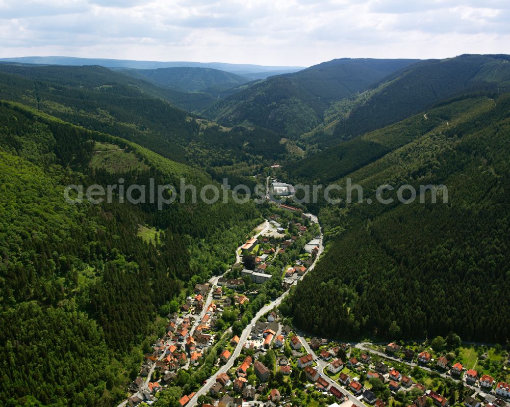Aerial photograph Oker - Village - view on the edge of forested areas in Oker in the state Lower Saxony, Germany