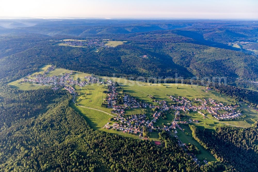 Rotensol from the bird's eye view: Village - view on the edge of forested areas in Rotensol in the state Baden-Wurttemberg, Germany