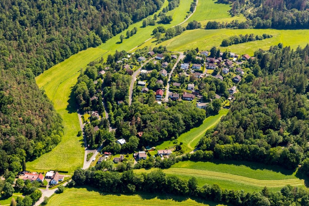 Aerial image Spicke - Village - view on the edge of forested areas in Spicke in the state Hesse, Germany
