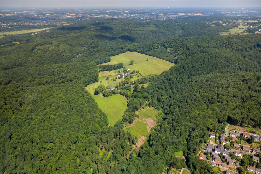 Wetter (Ruhr) from above - Village - view on the edge of forested areas in Wetter (Ruhr) at Ruhrgebiet in the state North Rhine-Westphalia, Germany