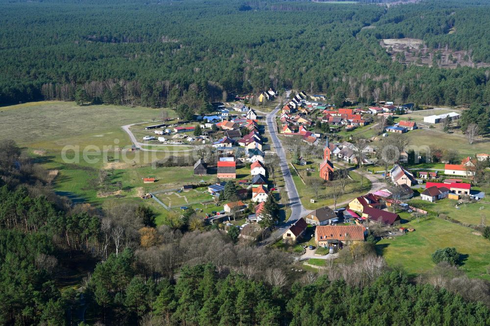 Aerial photograph Zechow - Village - view on the edge of forested areas in Zechow in the state Brandenburg, Germany