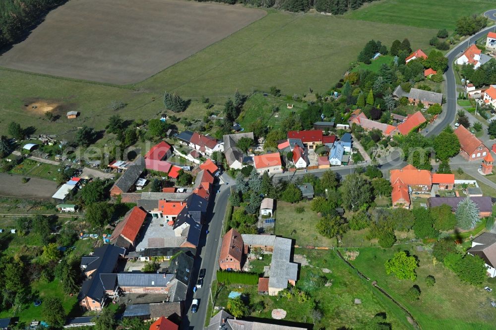 Aerial image Uthausen - Village view in Uthausen in the state Saxony-Anhalt, Germany