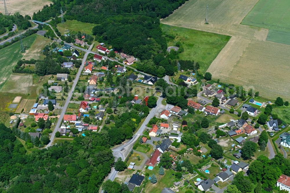 Weteritz from the bird's eye view: Village view in Weteritz in the state Saxony-Anhalt, Germany