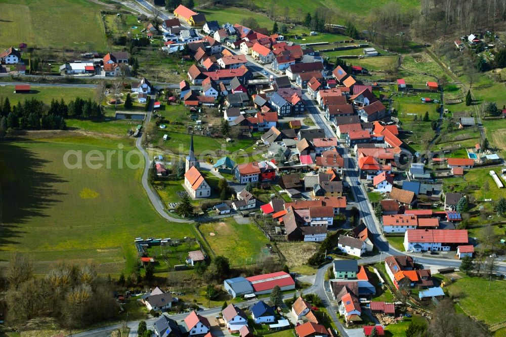 Wiedersbach from the bird's eye view: Village view on the edge of forest areas in a foothill landscape of the district Wiedersbach in Auengrund in the state Thuringia, Germany