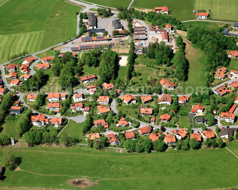 Ahornöd from above - Agricultural land and field boundaries surround the settlement area of the village in Ahornöd in the state Bavaria, Germany