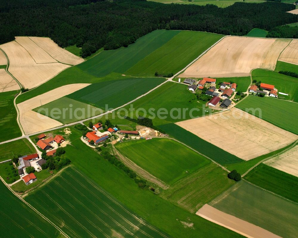 Aerial photograph Öd - Agricultural land and field boundaries surround the settlement area of the village in Öd in the state Bavaria, Germany