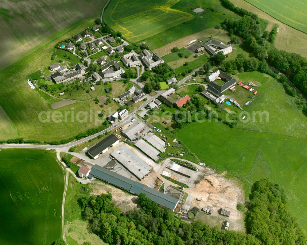 Aerial image Göhren - Agricultural land and field boundaries surround the settlement area of the village in Göhren in the state Thuringia, Germany