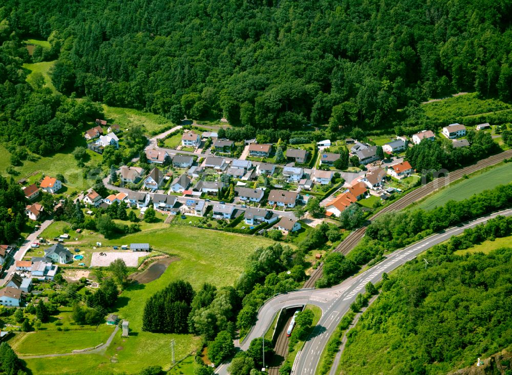 Aerial image Hochstein - Agricultural land and field boundaries surround the settlement area of the village in Hochstein in the state Rhineland-Palatinate, Germany