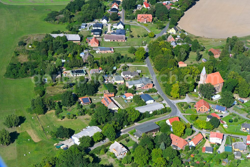 Aerial image Kenz - Agricultural land and field boundaries surround the settlement area of the village on street Kastanienallee in Kenz in the state Mecklenburg - Western Pomerania, Germany