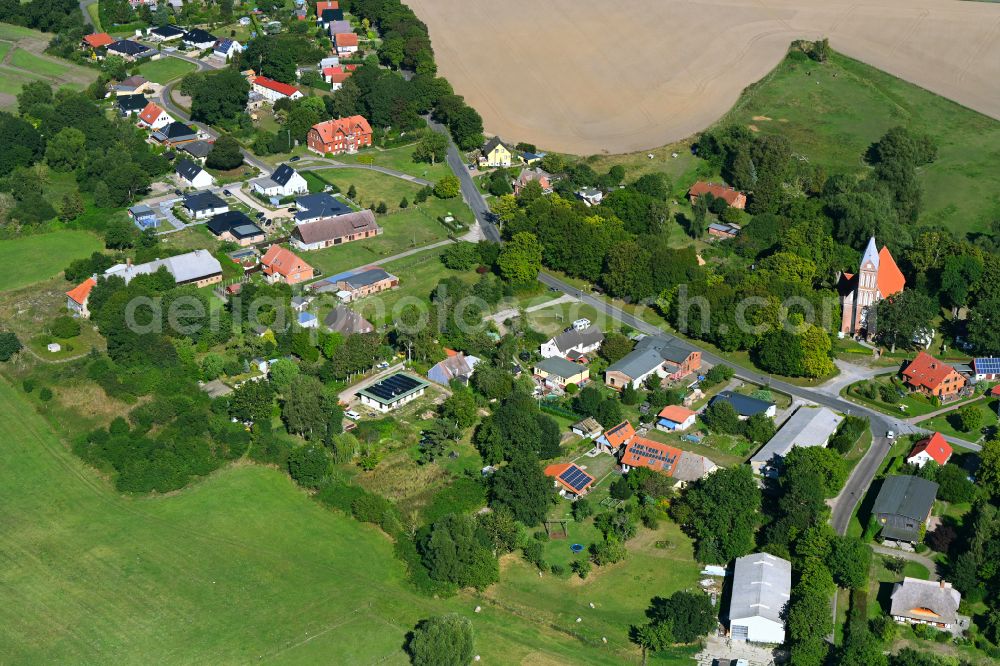 Kenz from above - Agricultural land and field boundaries surround the settlement area of the village on street Kastanienallee in Kenz in the state Mecklenburg - Western Pomerania, Germany
