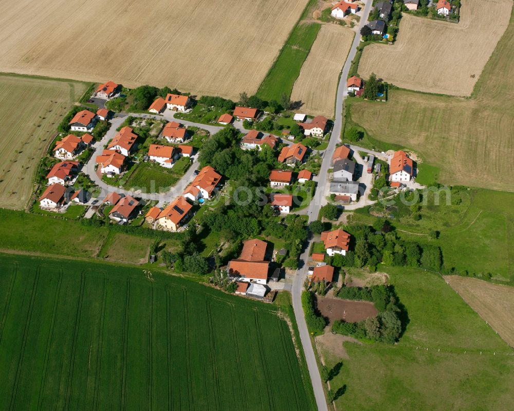 Aerial image Moosen - Agricultural land and field boundaries surround the settlement area of the village in Moosen in the state Bavaria, Germany