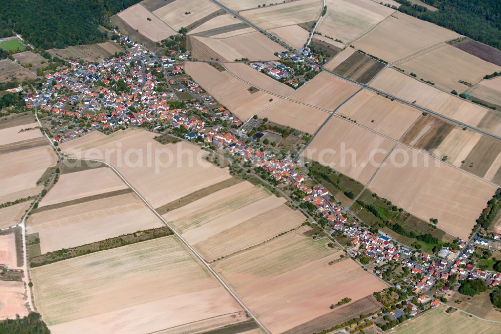 Aerial photograph Oberndorf - Agricultural land and field boundaries surround the settlement area of the village in Oberndorf in the state Bavaria, Germany