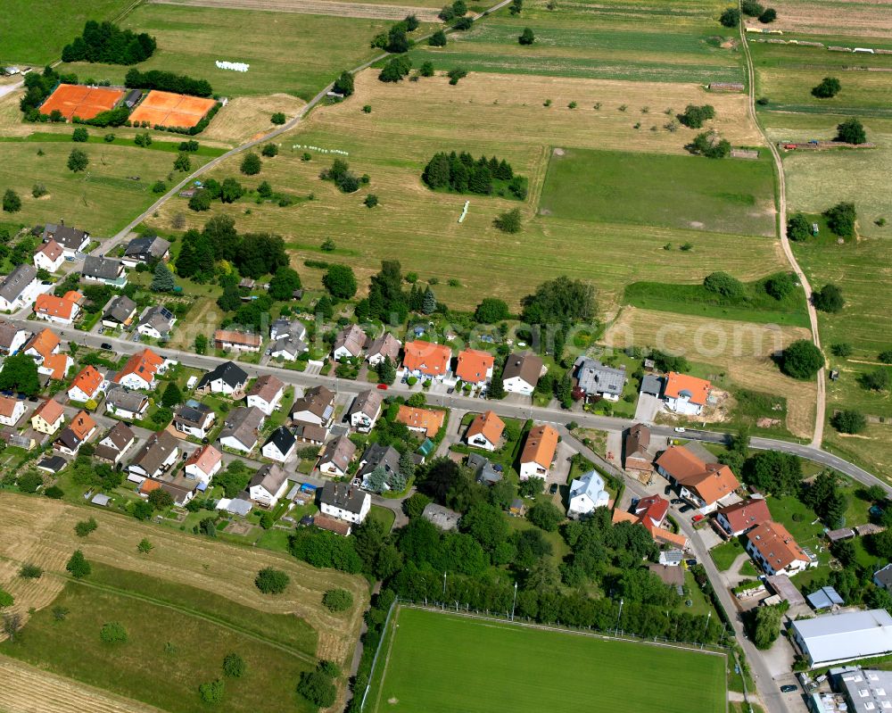 Aerial photograph Völkersbach - Agricultural land and field boundaries surround the settlement area of the village in Völkersbach in the state Baden-Wuerttemberg, Germany