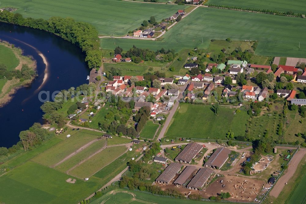 Aerial photograph Milower Land - Village on the river bank areas von Bahnitz in Milower Land in the state Brandenburg, Germany