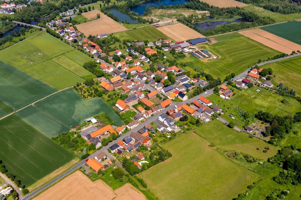 Mehlen from above - Village on the river bank areas of Eof in Mehlen in the state Hesse, Germany