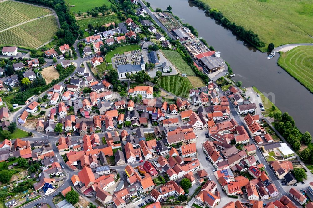 Wipfeld from the bird's eye view: Village on the river bank areas of the Main river in Wipfeld in the state Bavaria, Germany