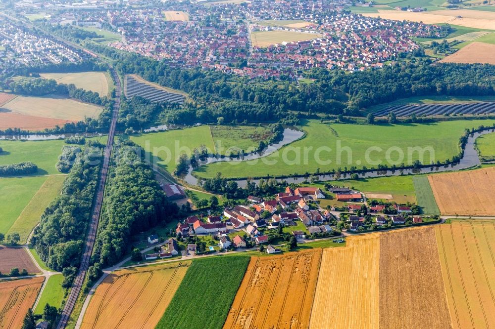 Felsheim from the bird's eye view: Village on the river bank areas of Woernitz in Felsheim in the state Bavaria, Germany
