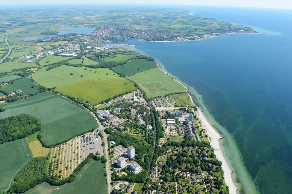 Aerial image Sierksdorf - Village on marine coastal area of Baltic Sea in Sierksdorf in the state Schleswig-Holstein