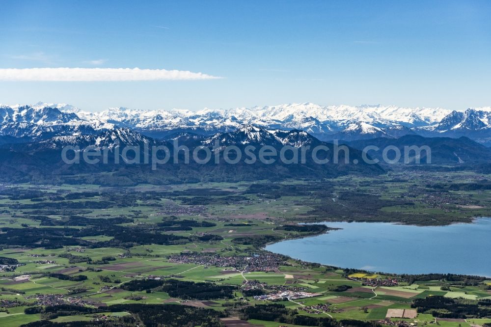 Chieming from the bird's eye view: Village on the lake bank areas of Chiemsee in Chieming in the state Bavaria, Germany