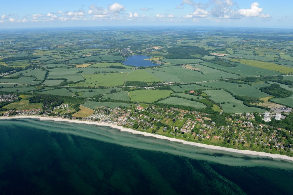 Aerial image Sierksdorf - Village on the lake bank areas of North Sea in Sierksdorf in the state Schleswig-Holstein
