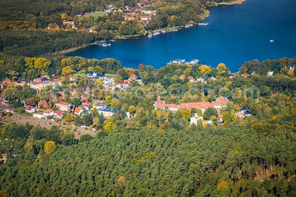 Aerial image Schwielowsee - Village on the lake bank areas Schwielowsee in the district Ferch in Schwielowsee in the state Brandenburg, Germany