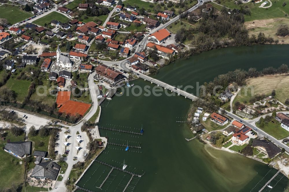 Seeon-Seebruck from the bird's eye view: Village on the lake bank areas Seebruck on Chiemsee in Seeon-Seebruck in the state Bavaria, Germany