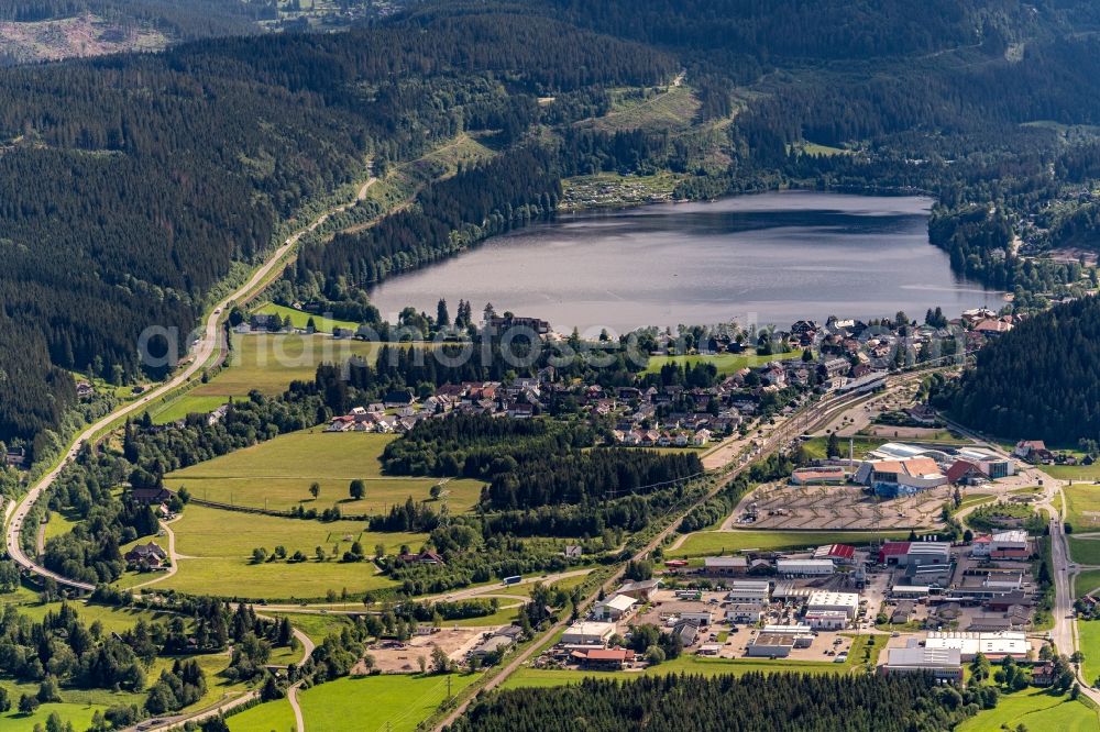 Aerial image Titisee - Village on the lake bank areas Titisse in Titisee in the state Baden-Wuerttemberg, Germany