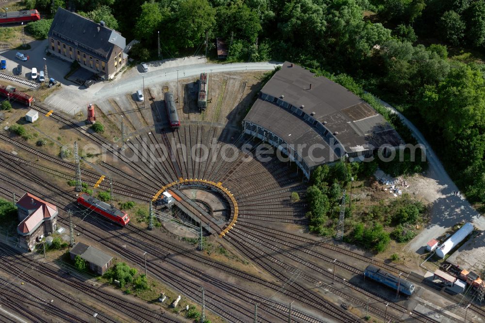 Aerial image Bremen - Turntable at the depot of the railway depot at the marshalling yard on the street Maehlandsweg on street Maehlandsweg in the district Ohlenhof in Bremen, Germany