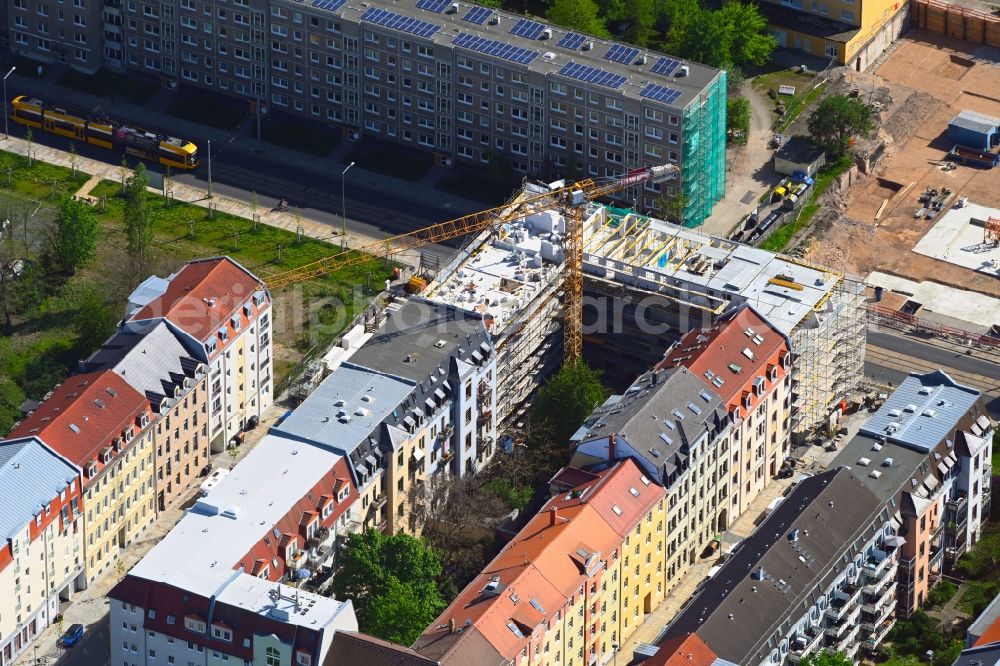 Dresden from above - Construction site for the new residential and commercial Corner house - building on Schaeferstrasse in the district Friedrichstadt in Dresden in the state Saxony, Germany