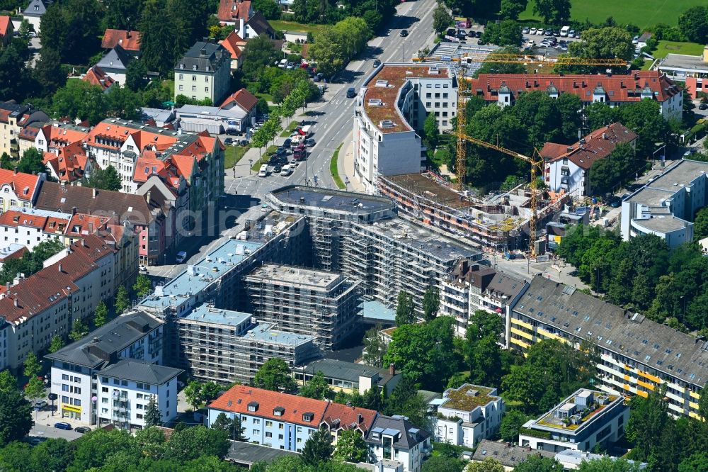 Aerial image München - Construction site for the new residential and commercial Corner house - building PLAZA Pasing on Oberseestrasse corner Bodenseestrasse in the district Pasing-Obermenzing in Munich in the state Bavaria, Germany
